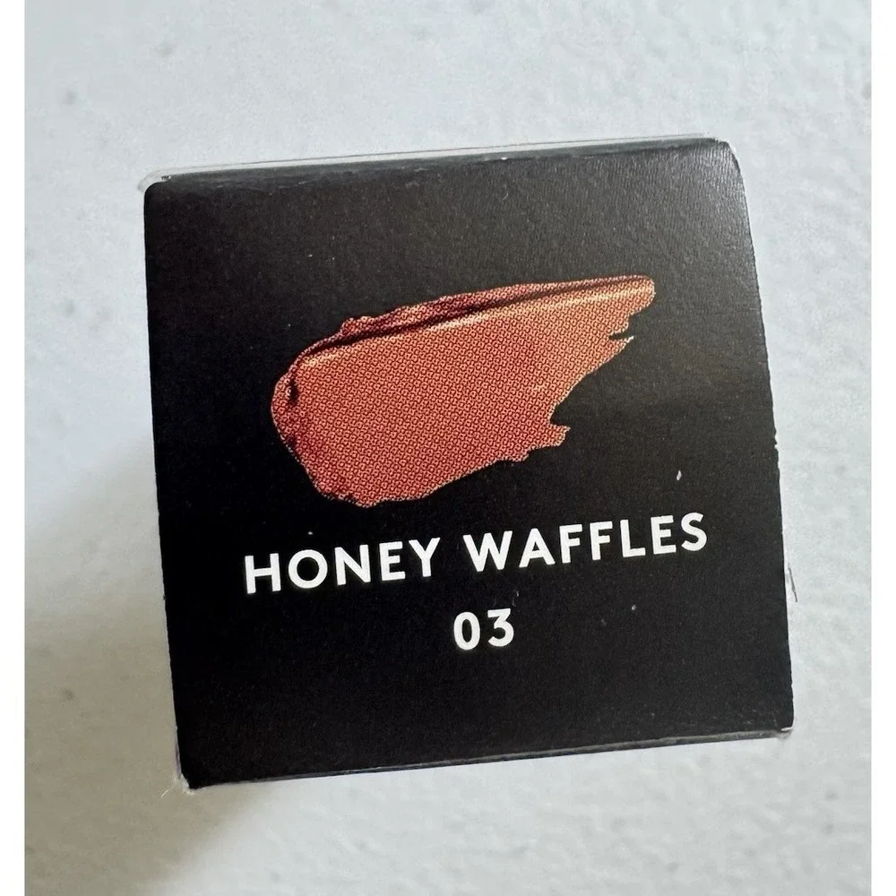 NIB Fenty Beauty By Rihanna‎ Gloss Bomb Cream Honey Waffles 9ML